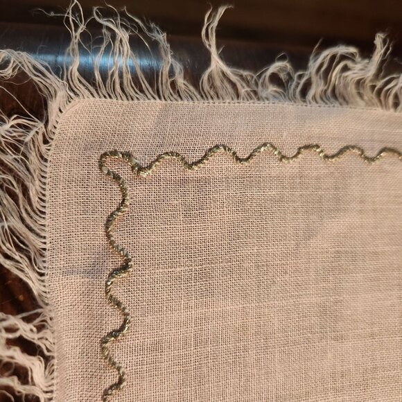 Vintage Pink Linen Napkins With Gold Embroidered Trim & Fringe - Set Of 9 - Picture 7 of 8